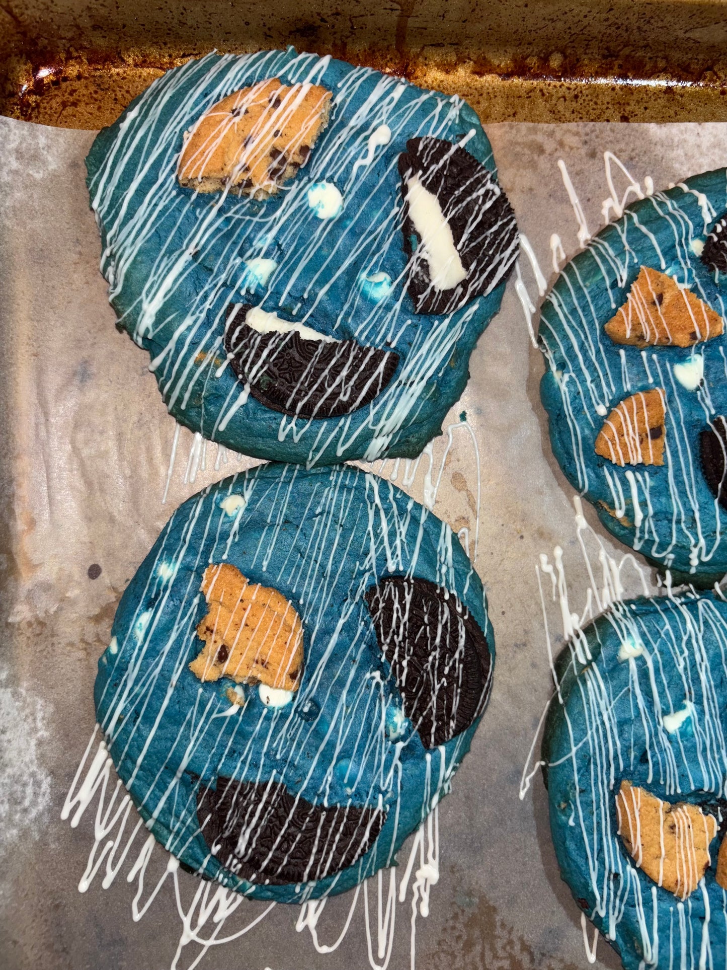 1/2 Dozen Cookies