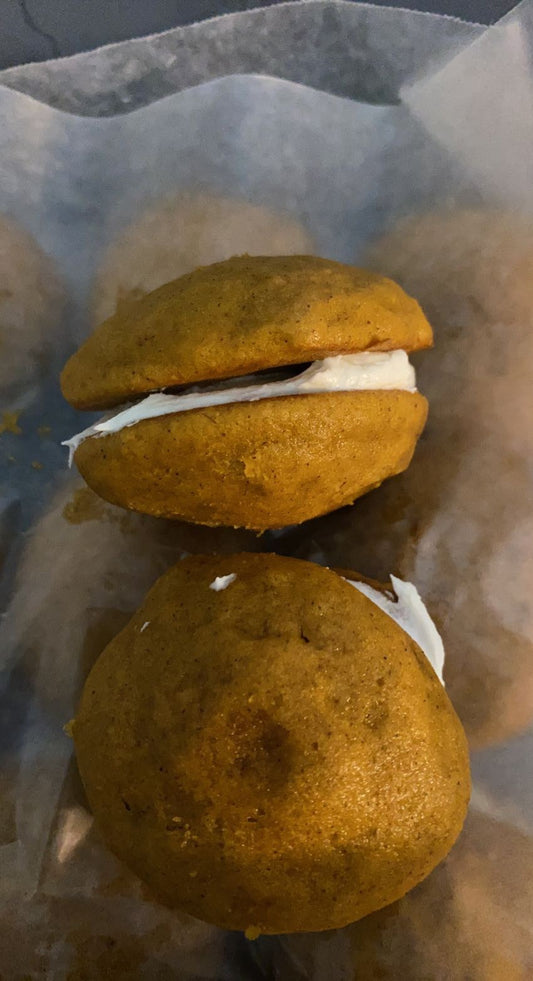 1/2 Dozen Whoopie Pies